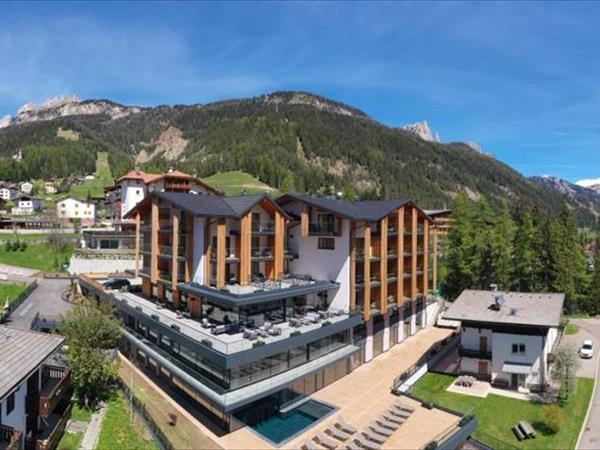 Ciampedie Luxury Alpine Spa Hotel