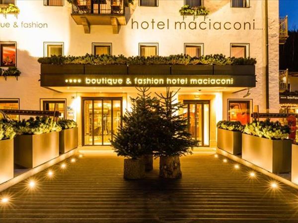 Boutique & Fashion Hotel Maciaconi ...