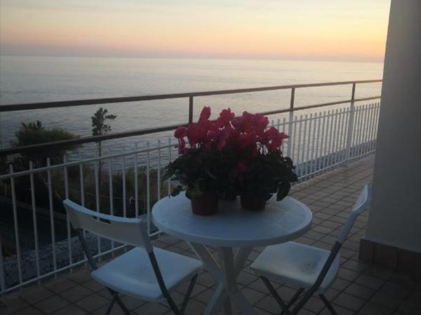 B&B Sanremo dely’ house