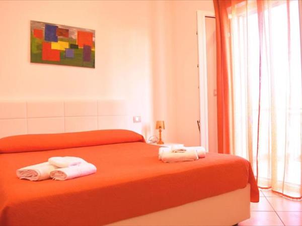 Bed & Breakfast Domus Pepe Scalea