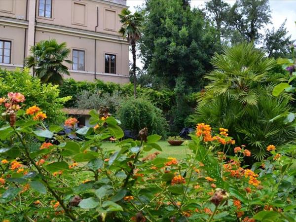 Villa Riari Garden