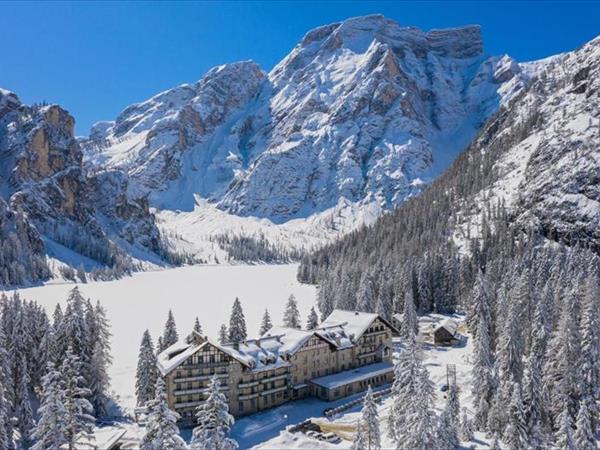 Hotel Lago di Braies