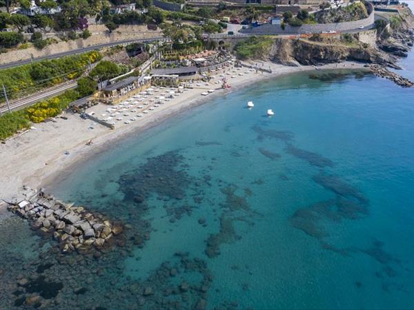 Campeggi Per Cani Liguria Camping Village E Bungalow Che